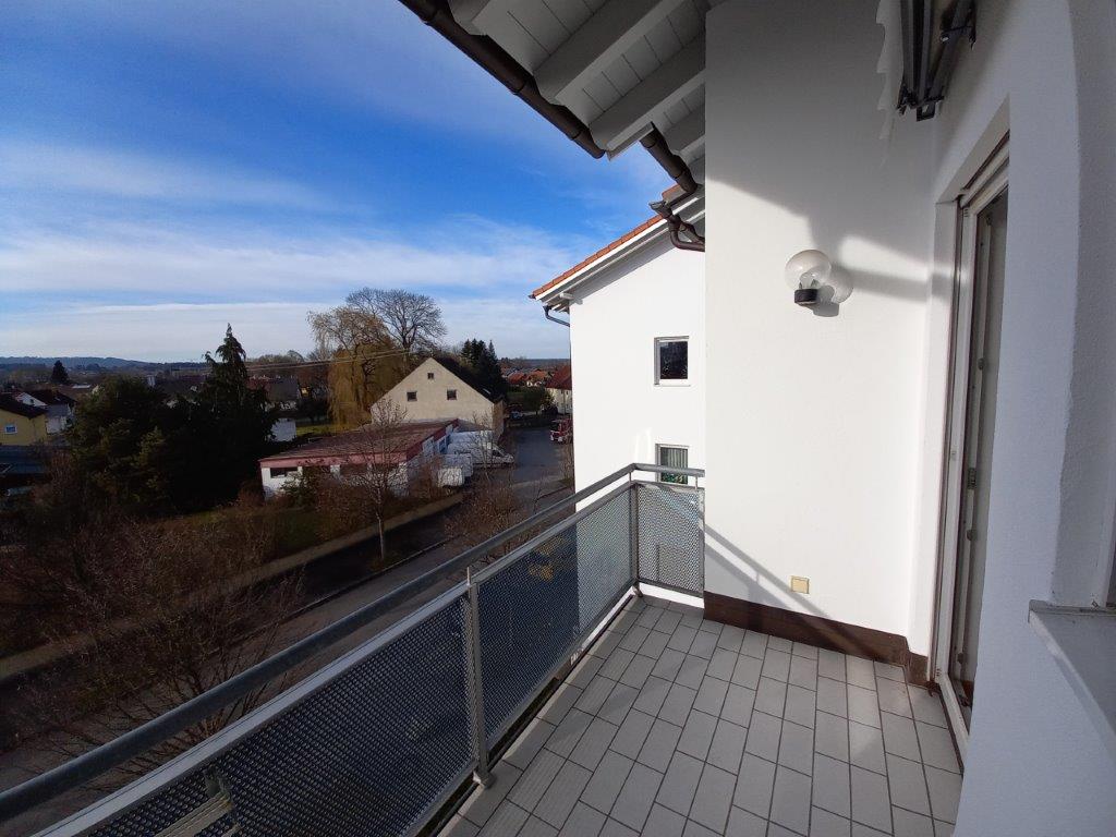 Westbalkon mit Markise